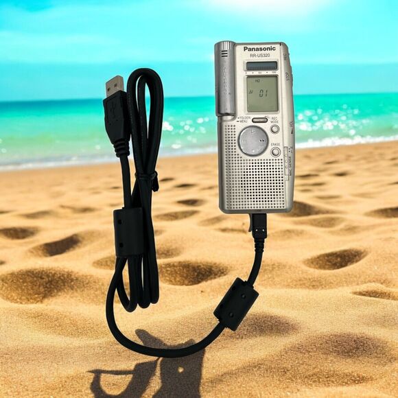 Panasonic RR-US320 IC Digital Recorder Dictation w/charger Tested & Working